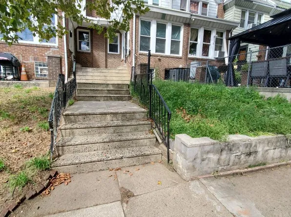 5128 Mebus St, Philadelphia, PA 19124