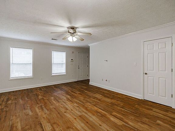 5th image of 105 Westchester Dr APT C7