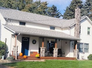 6058 N Irish Grove Rd, Davis, IL 61019