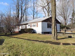 1035 Us Highway 9, Castleton On Hudson, NY 12033