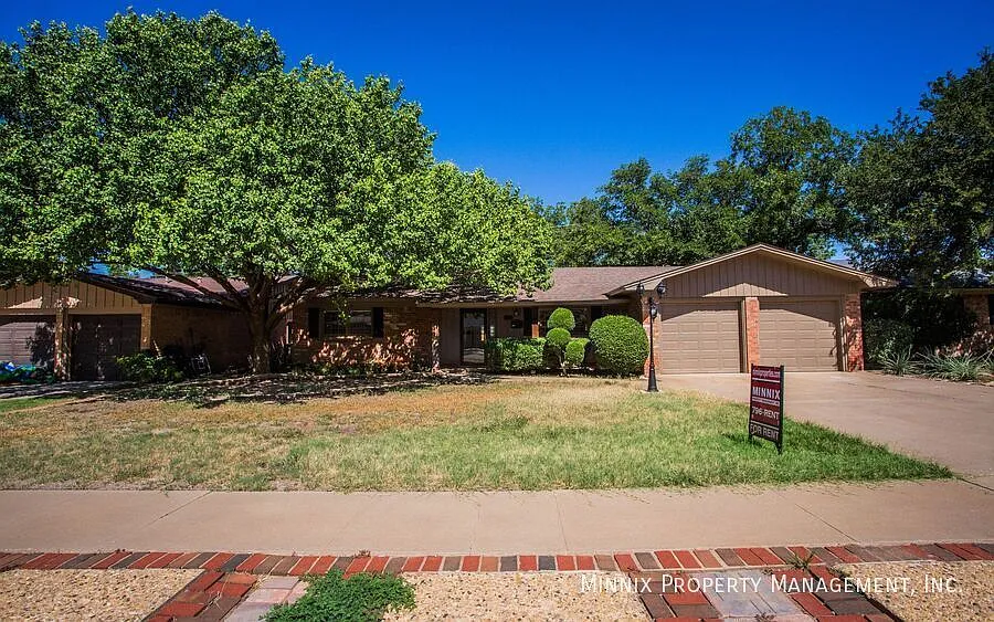 3 bedroom/ 2 bath | Fireplace | 4104 64th St. — Photo 4