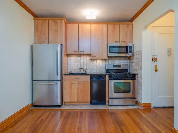 3600 Fieldston Road image 7 of 18