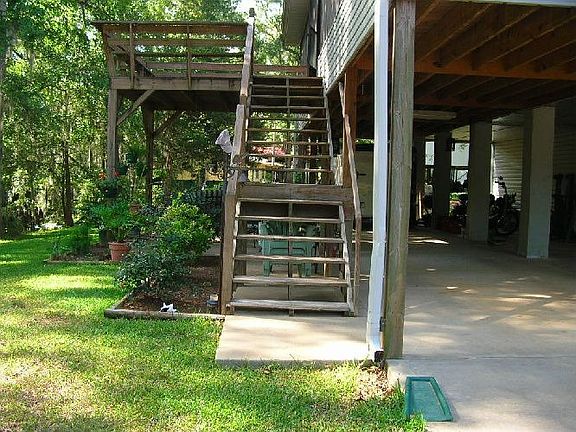 2nd image of 915 County Road 326