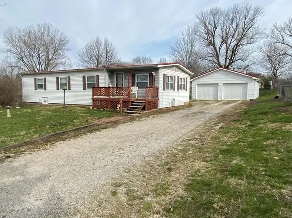 406 Apache Dr, Excelsior Springs, MO 64024