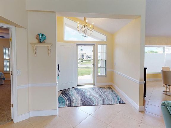 3rd image of 801 Monaco Dr