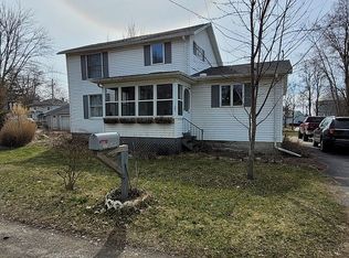 125 Carr St, Fowlerville, MI
