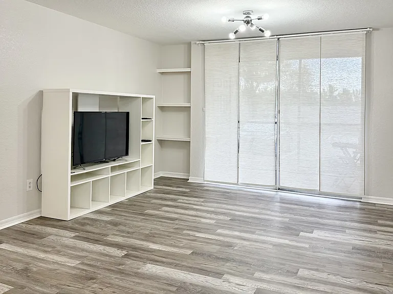 7511 Seurat St #10107 — Photo 8