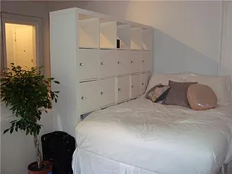 Rented by R New York