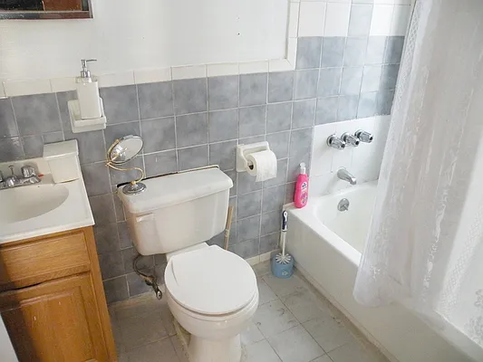 Rented by Site Realty Services | media 32