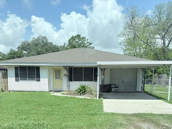5341 North St, Groves, TX 77619