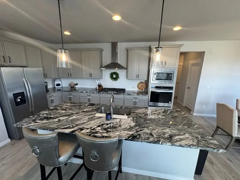 7983 Pennydale Dr — Photo 17