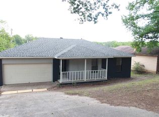 1101 Highland Dr, Jacksonville, AR 72076