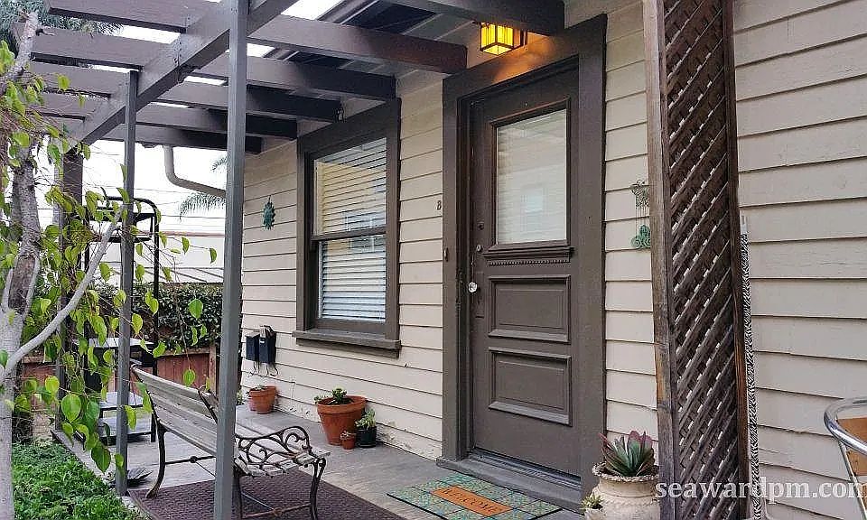 1st image of 957 E Santa Clara St APT B