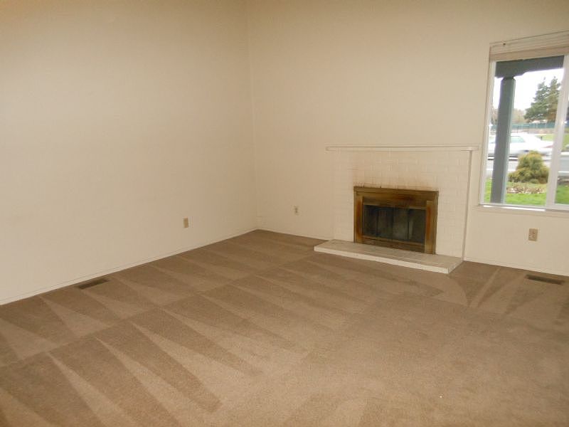 1st image of 9717 NW 21st Ave