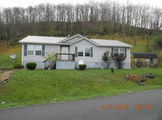574 Charles St, Clintwood, VA 24228