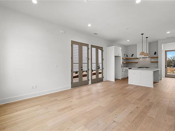 5th image of 235 Rolison Way