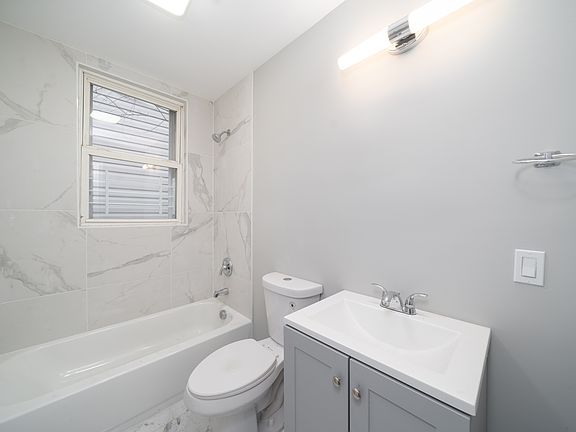 3rd image of 132 Seymour Ave Floor 2