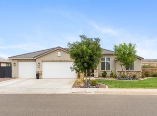 443 E Saddleback Rd, Washington, UT 84780