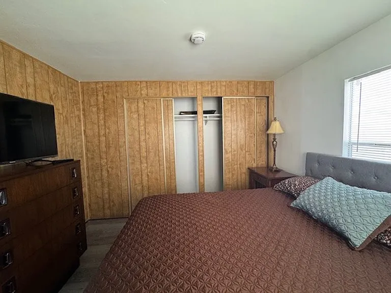 339 Thunderbird Ln — Photo 15