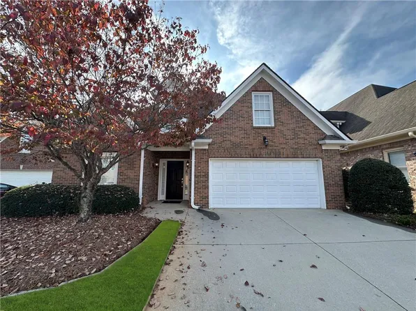 1890 Glenhurst Dr, Snellville, GA 30078