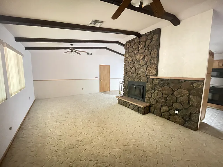 8437 Wild Horse Rd — Photo 2