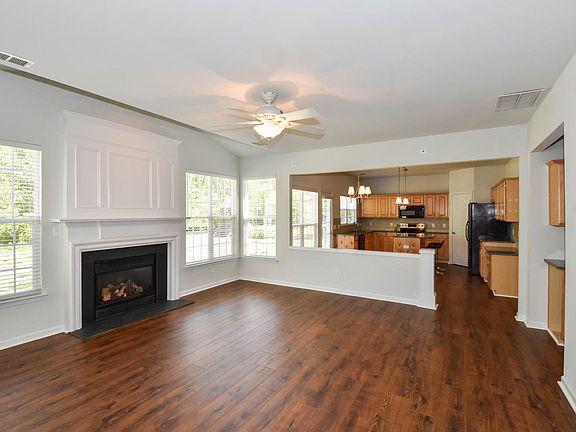 5th image of 8906 Darcy Hopkins Dr