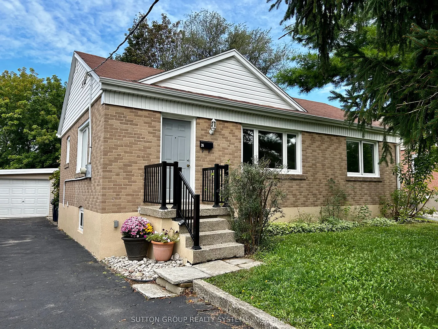 4 bed, $3,750 — Photo 1