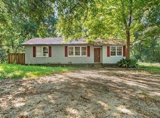 23 Gulf Camp Cir, Lumberton, MS 39455