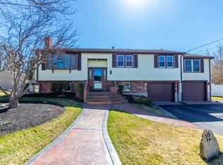 12 Arthur St, Wareham, MA 02571