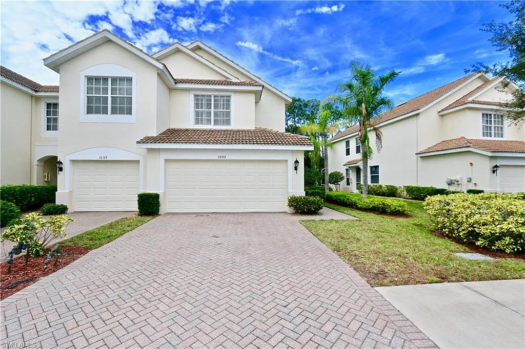 3 bed, 2.5 bath, 1715 sqft, $2,800 — Photo 1