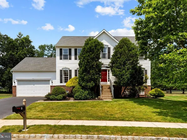 7 Donovan Rd, Pennington, NJ 08534