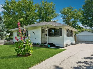 5903 SW 14th St, Des Moines, IA 50315