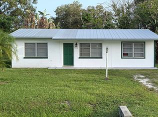 905 W 1st St, Fort Pierce, FL 34982