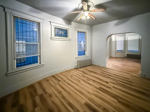 57 Roosevelt Avenue image 1 of 20