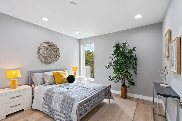 1345 Taraval St — Photo 15