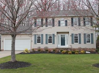 1135 Dartmouth Dr, Painesville, OH 44077