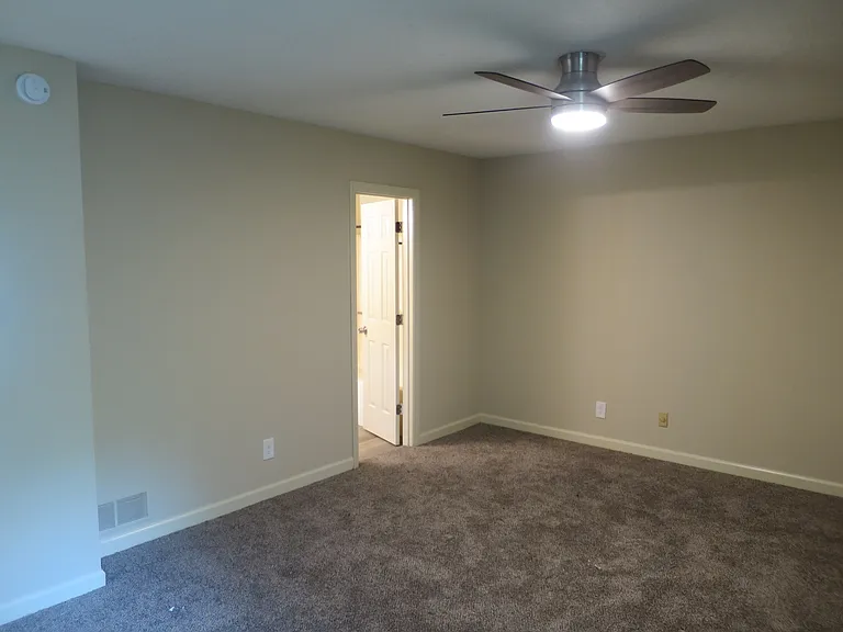 9019 Countryside Ln #D — Photo 17