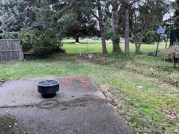 4th image of 7434 Onyx Dr SW