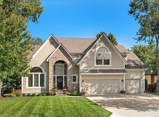 13113 Bond St, Overland Park, KS 66213
