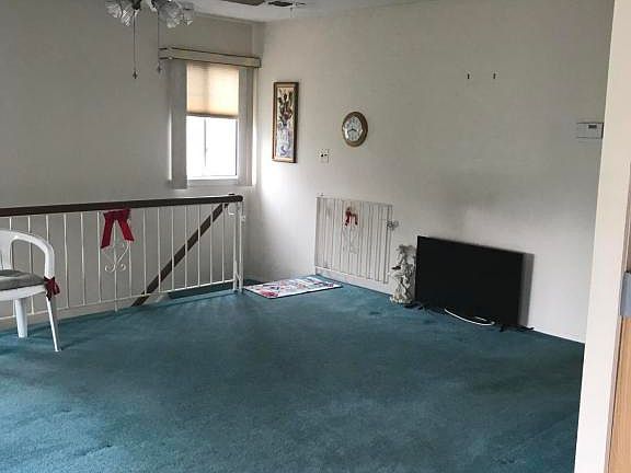 2nd image of 605 Correll Ave