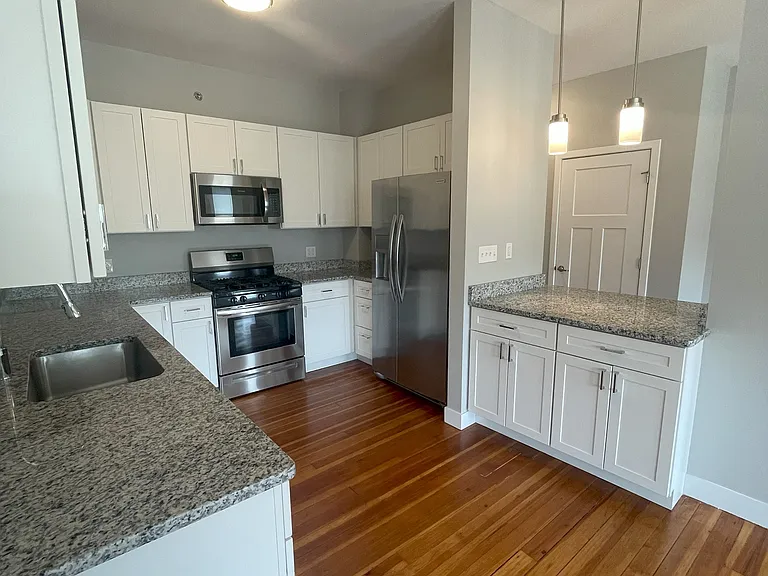 Downtown Lofts — Photo 31