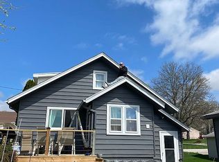 103 E Park Ave, Runnells, IA 50237