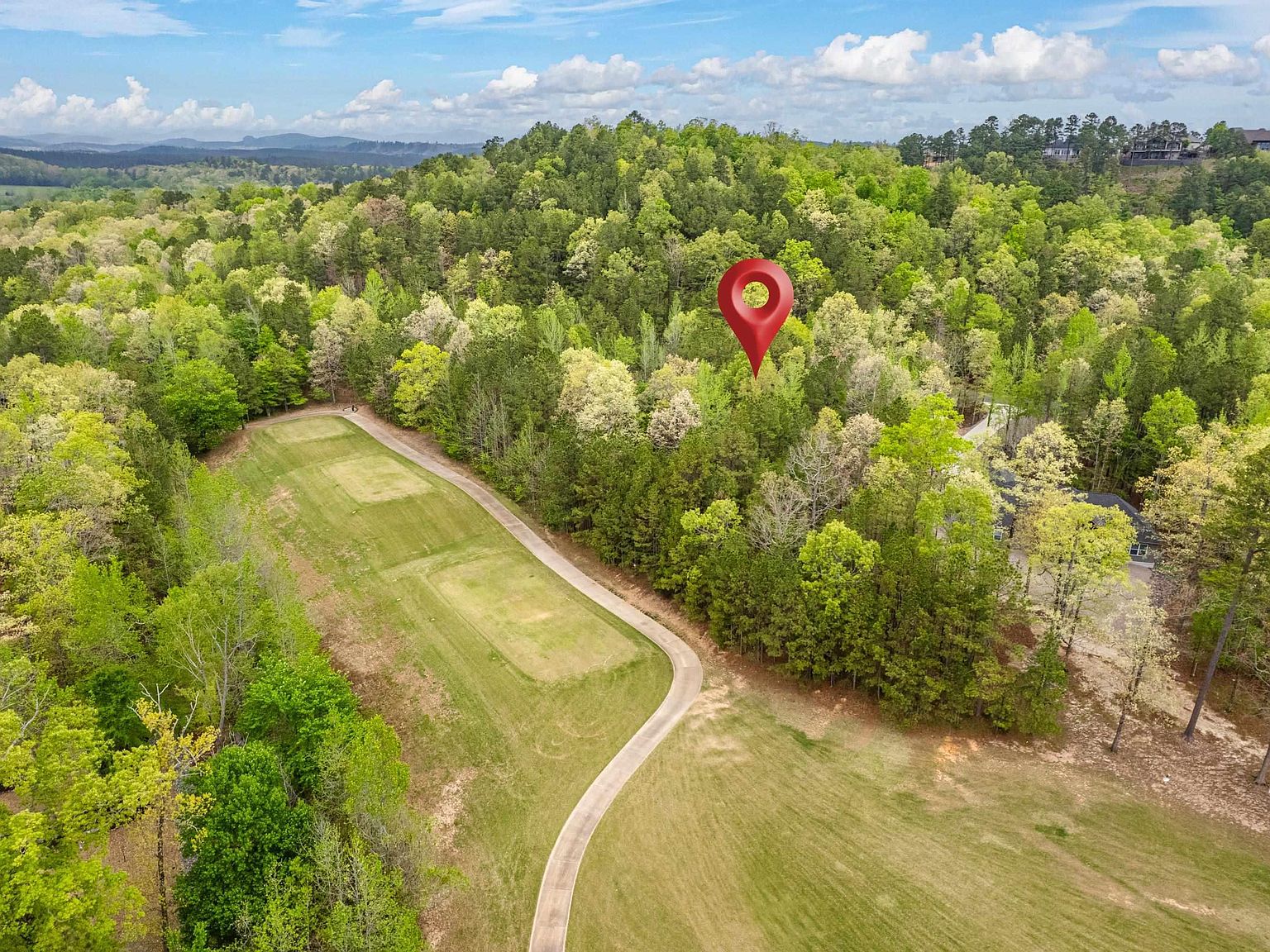 8 Largo Dr