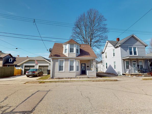 209 N Sycamore St