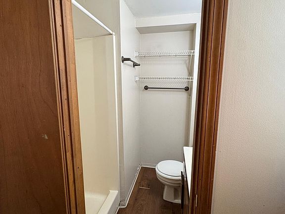 3rd image of 8911 Dixie Hwy APT 2