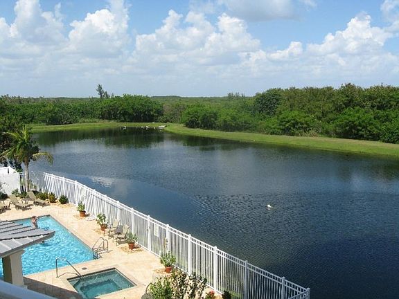 4th image of 10851 Mangrove Cay Ln NE APT 311