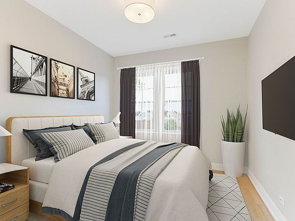 4th image of 2901 N Milwaukee Ave #3R