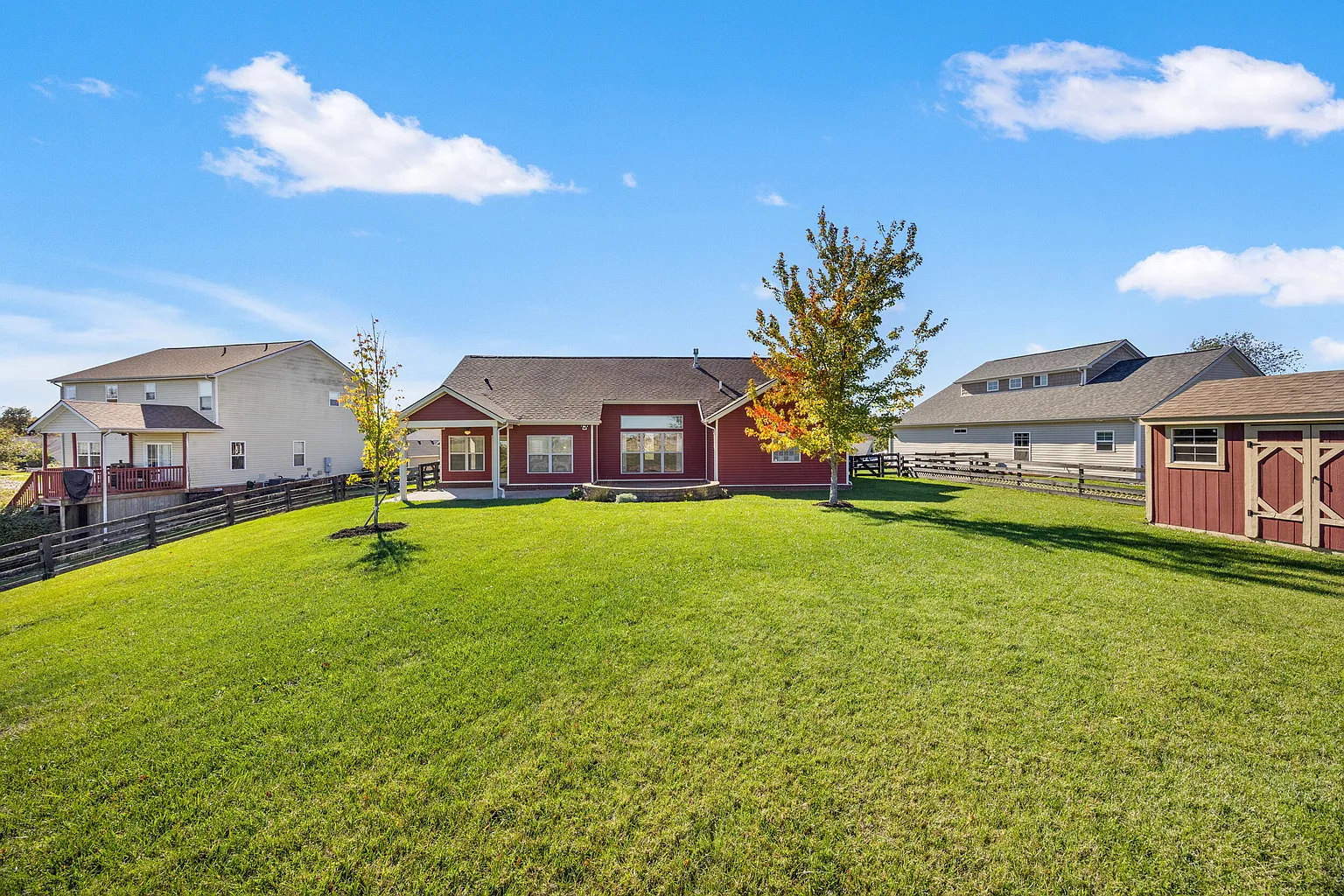 167 Westwoods Dr photo 1