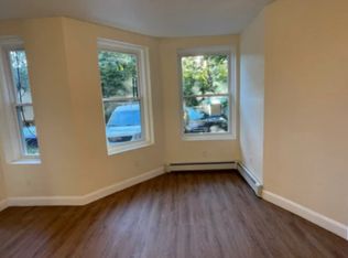 338 Tappan St #B, Brookline, MA 02445