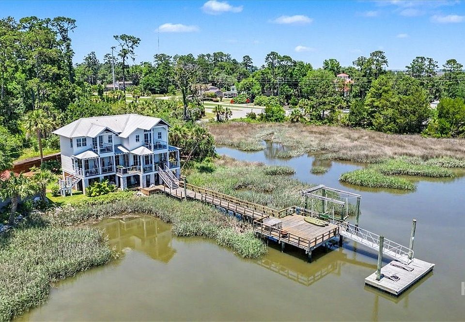 1st image of 207 Barley Road